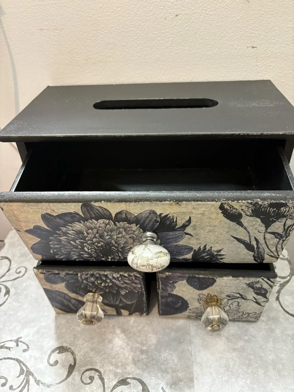 N/A decorative wooden